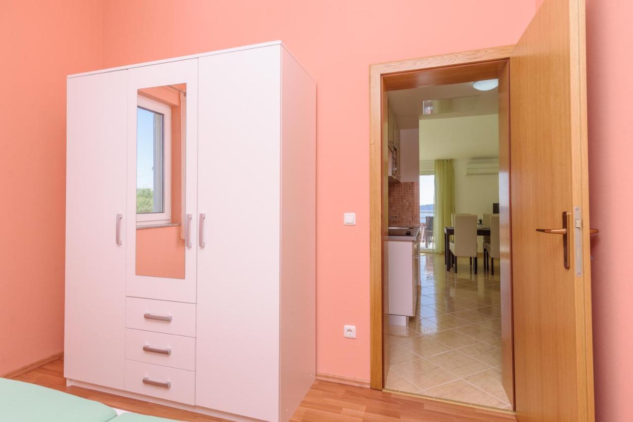 Apartmani Emil Trogir Dış mekan fotoğraf