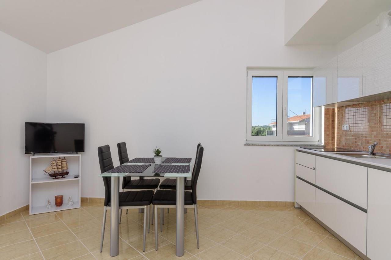 Apartmani Emil Trogir Dış mekan fotoğraf